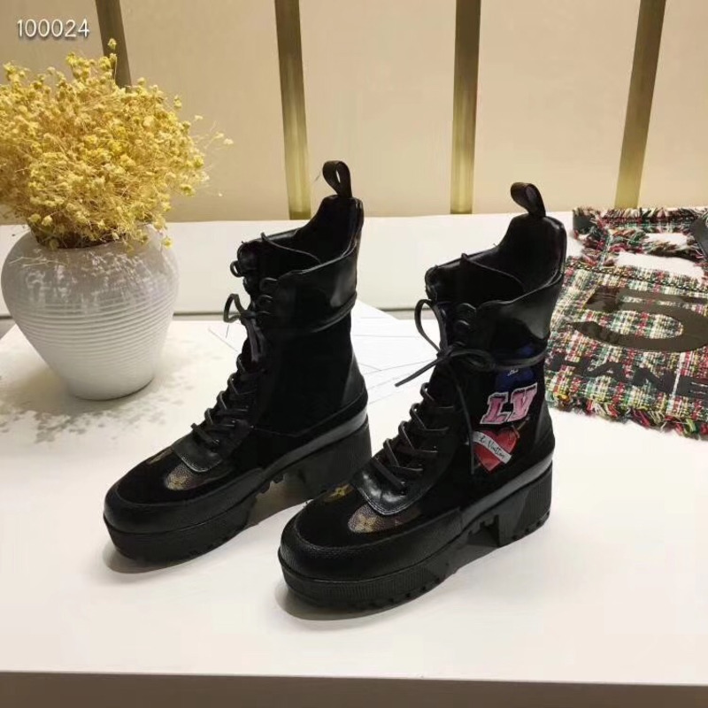 l**is V*t*n black high heels women