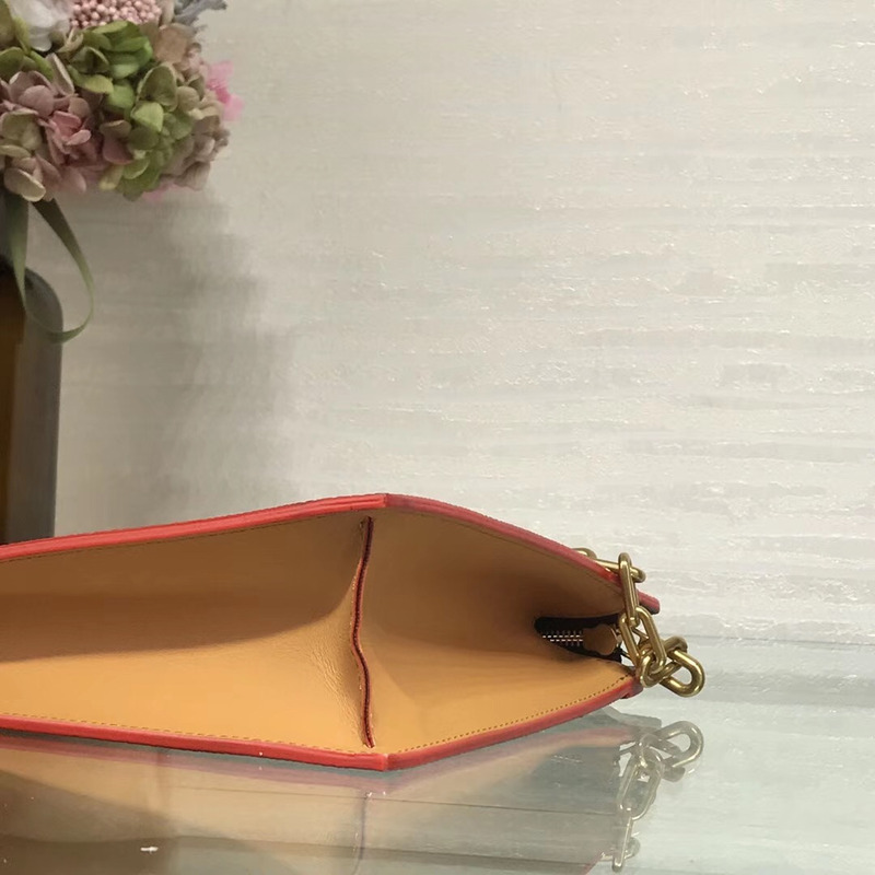 l**is V*t*n monogram handbag