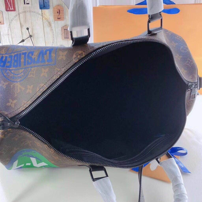 l**is V*t*n luminous liberty luggage in brown