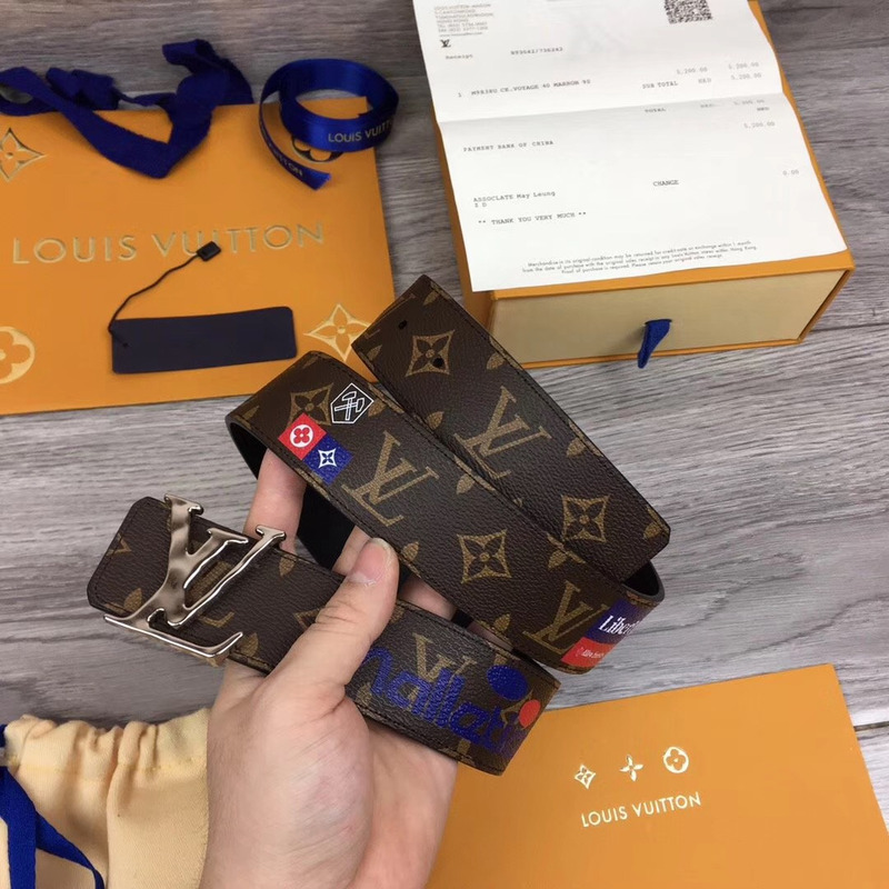 l**is V*t*n initiales 40mm belt in brown