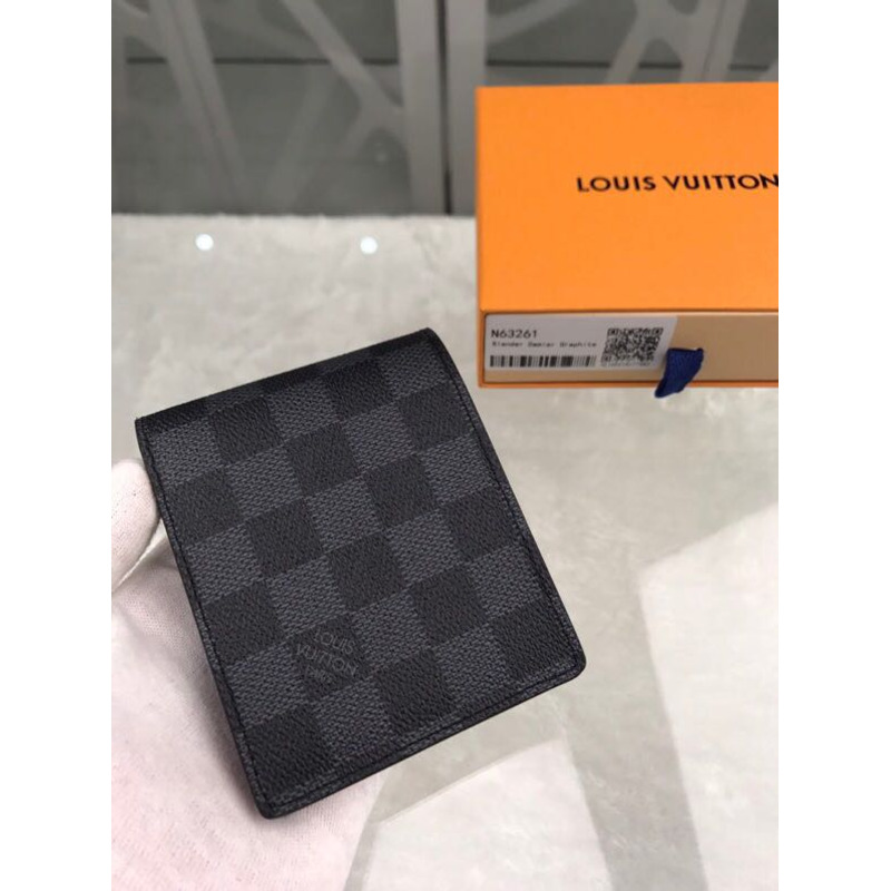 l**is V*t*n damier wallet