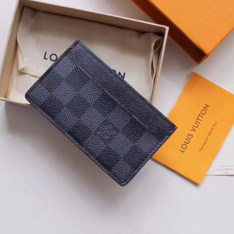 l**is V*t*n card holder n63217