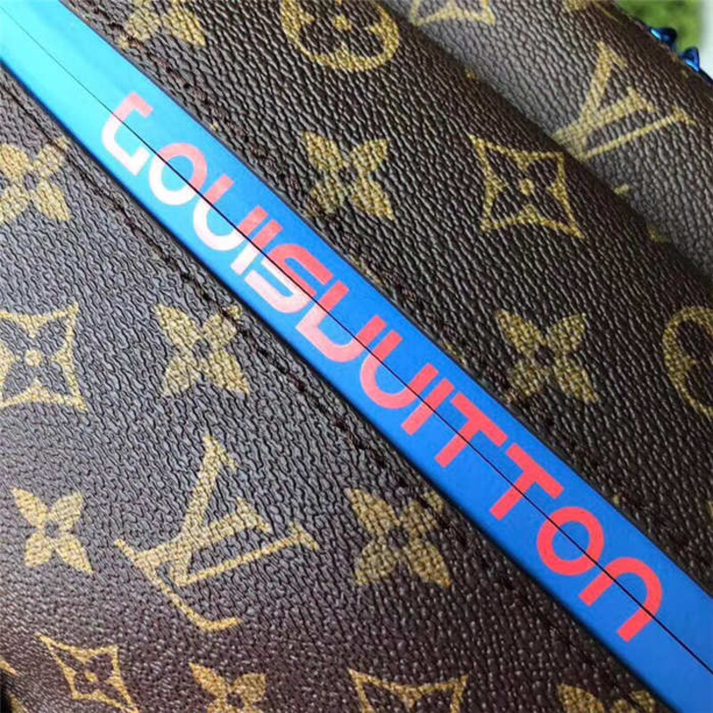 l**is V*t*n monogram messenger pm