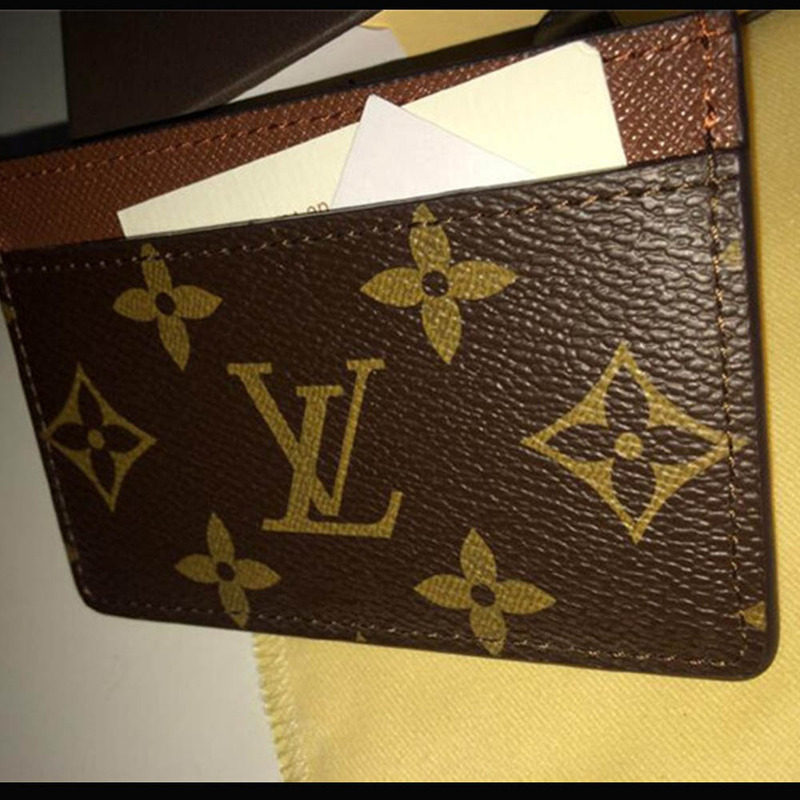 l**is V*t*n monogram card holder
