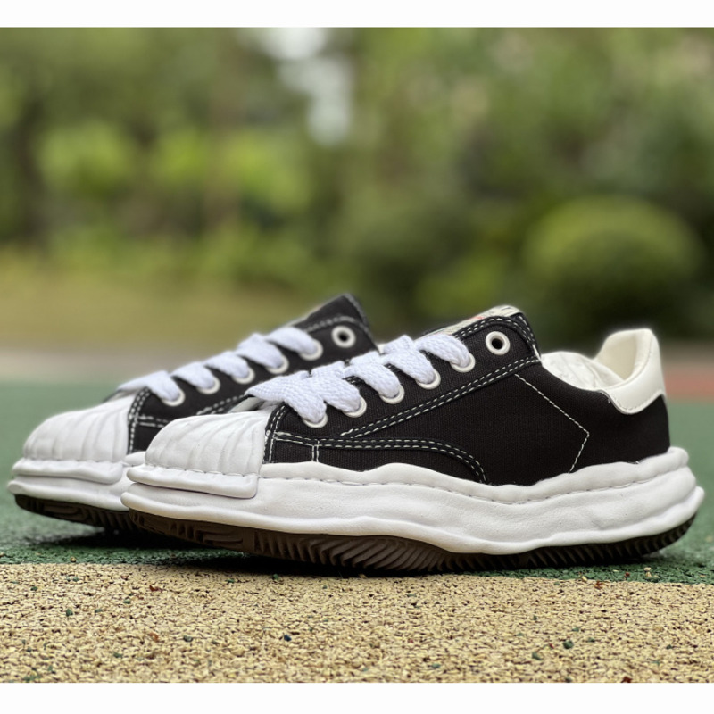 Mihara Yasuhiro "BLAKEY" OG Sole Canvas Low-top Sneaker