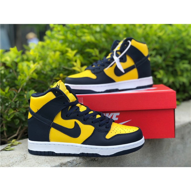 Nike Dunk High "Michigan" CZ8149 700 Sneakers Men Women