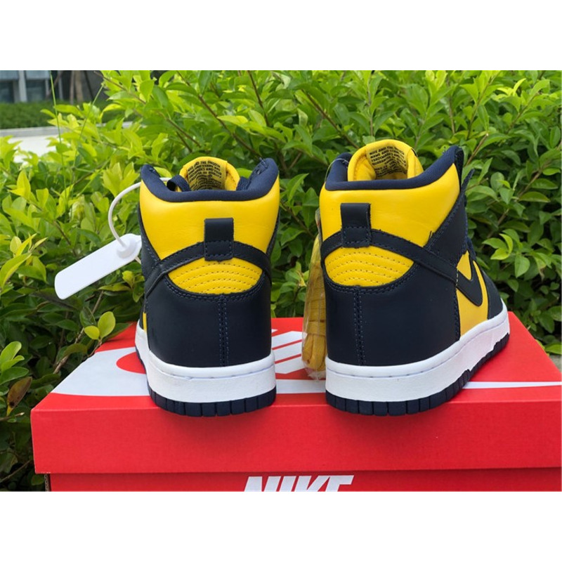 Nike Dunk High "Michigan" CZ8149 700 Sneakers Men Women