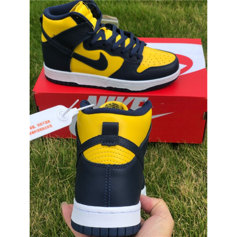 Nike Dunk High "Michigan" CZ8149 700 Sneakers Men Women