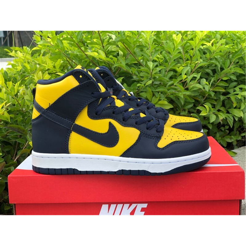 Nike Dunk High "Michigan" CZ8149 700 Sneakers Men Women