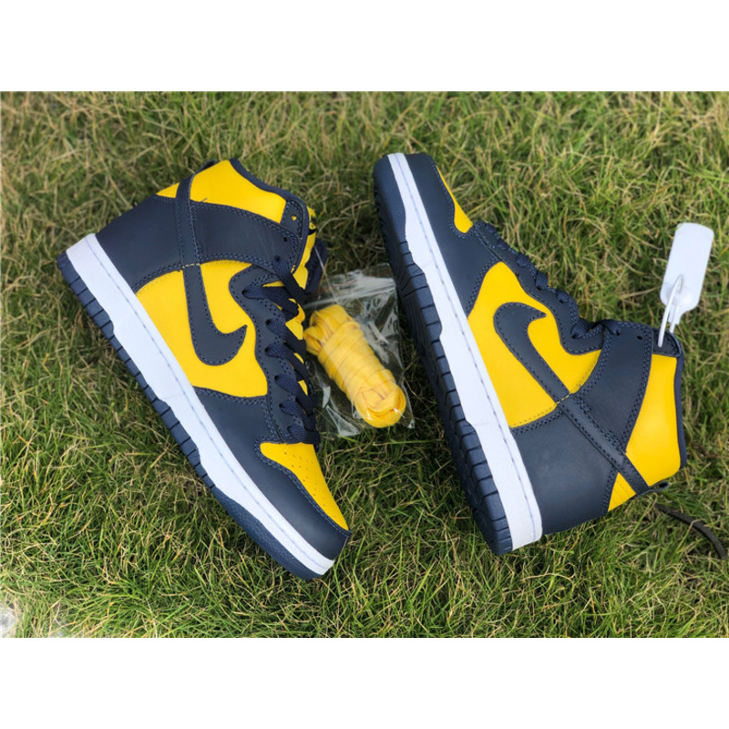 Nike Dunk High "Michigan" CZ8149 700 Sneakers Men Women