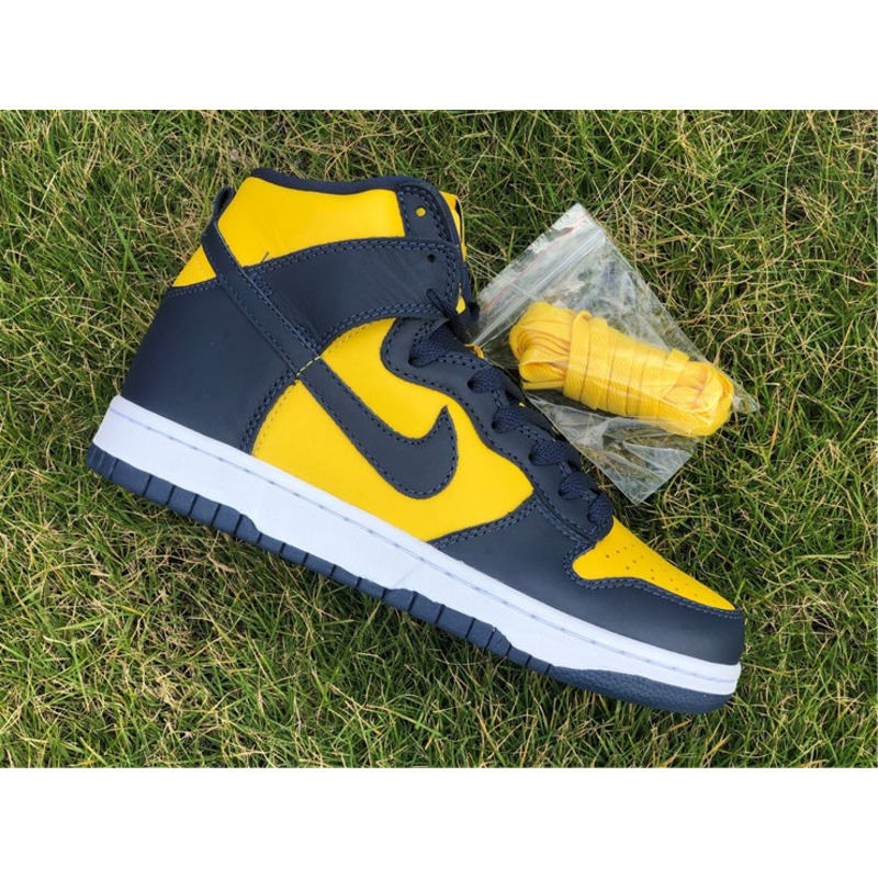 Nike Dunk High "Michigan" CZ8149 700 Sneakers Men Women
