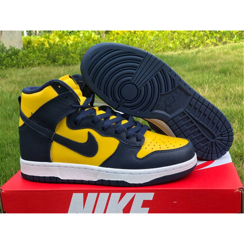 Nike Dunk High "Michigan" CZ8149 700 Sneakers Men Women