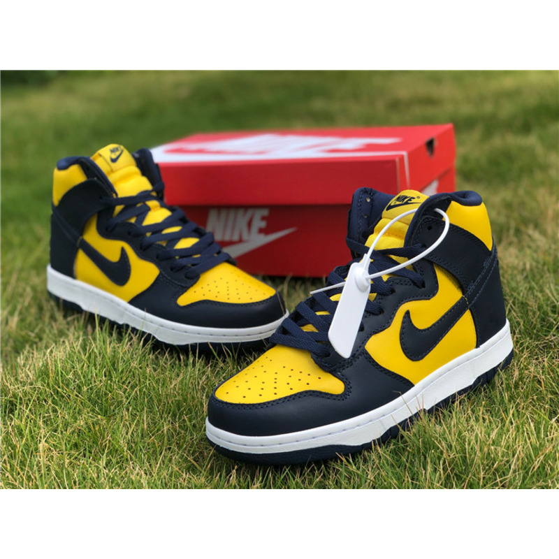 Nike Dunk High "Michigan" CZ8149 700 Sneakers Men Women