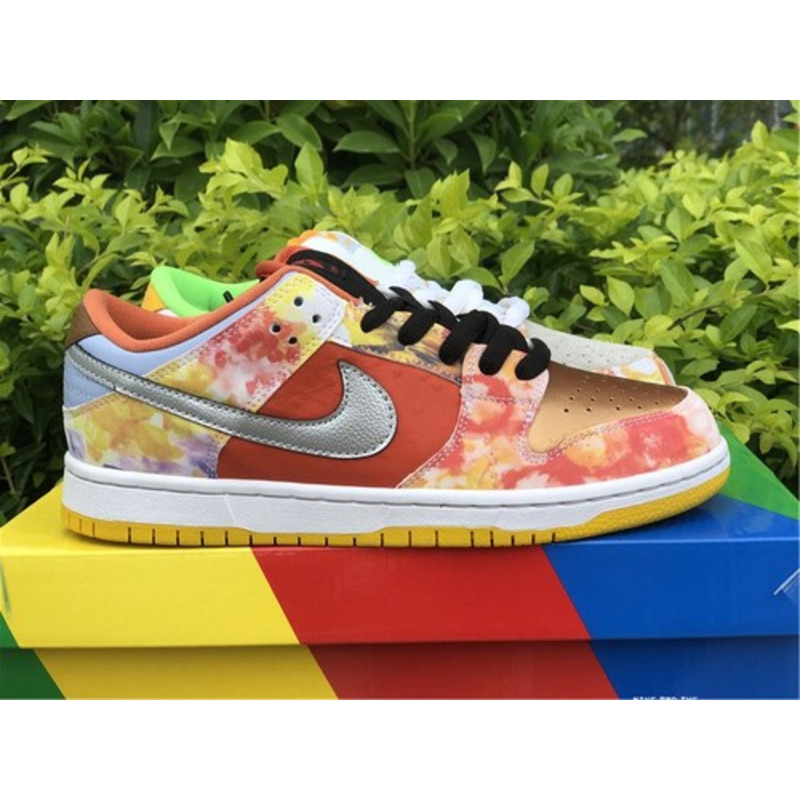 Nike SB Dunk Low