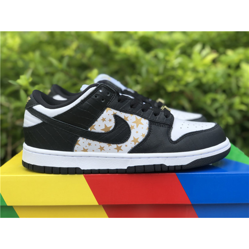 S*p*e x nike sb dunk low "black stars" dh3228 102 sneakers men women