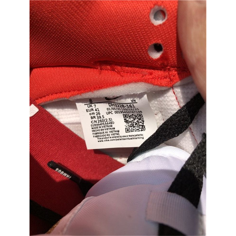 S*p*e x nike sb dunk low dg3228 161 sneakers men women