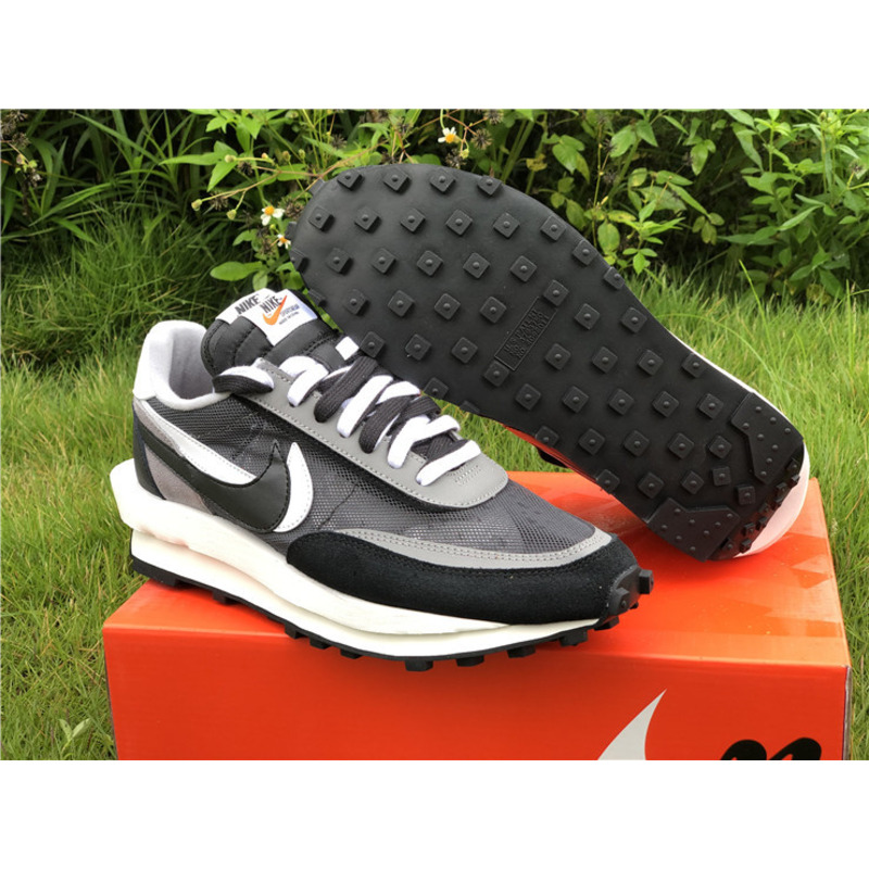 Sacai x Nike LDV Waffle BV0073 001 Sneakers Men Women