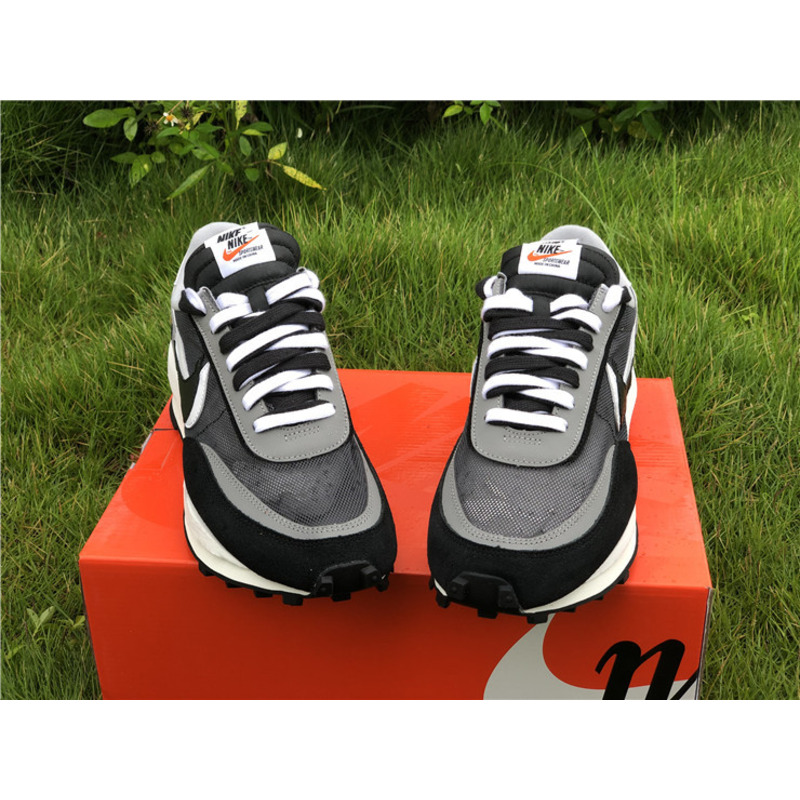 Sacai x Nike LDV Waffle BV0073 001 Sneakers Men Women