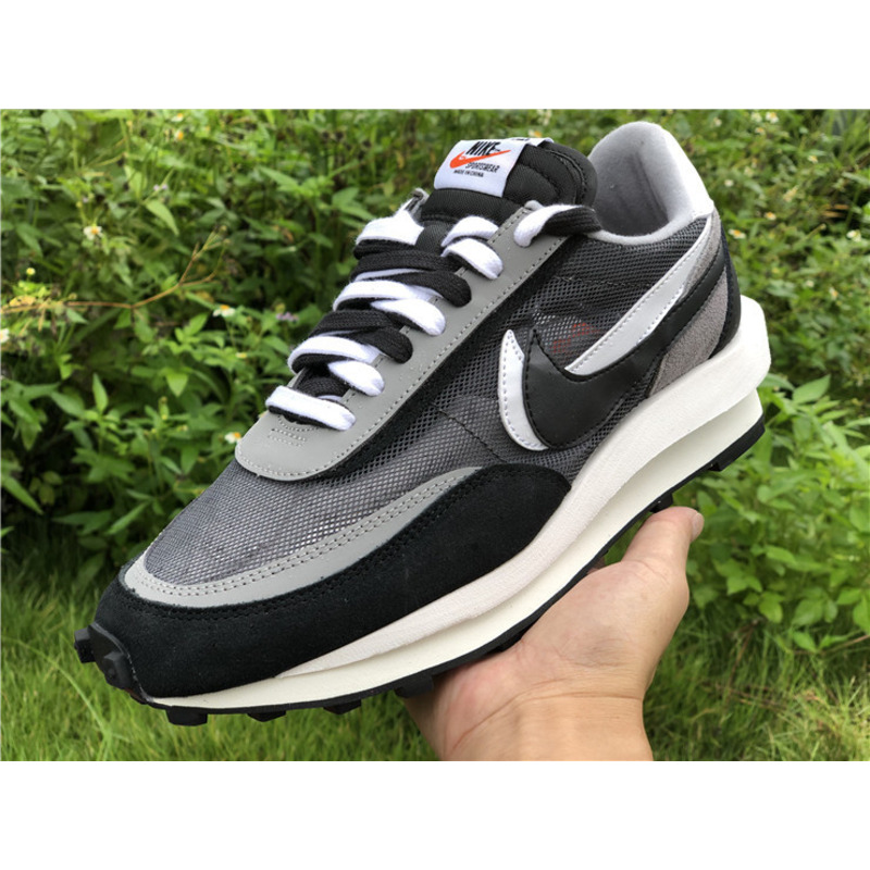 Sacai x Nike LDV Waffle BV0073 001 Sneakers Men Women