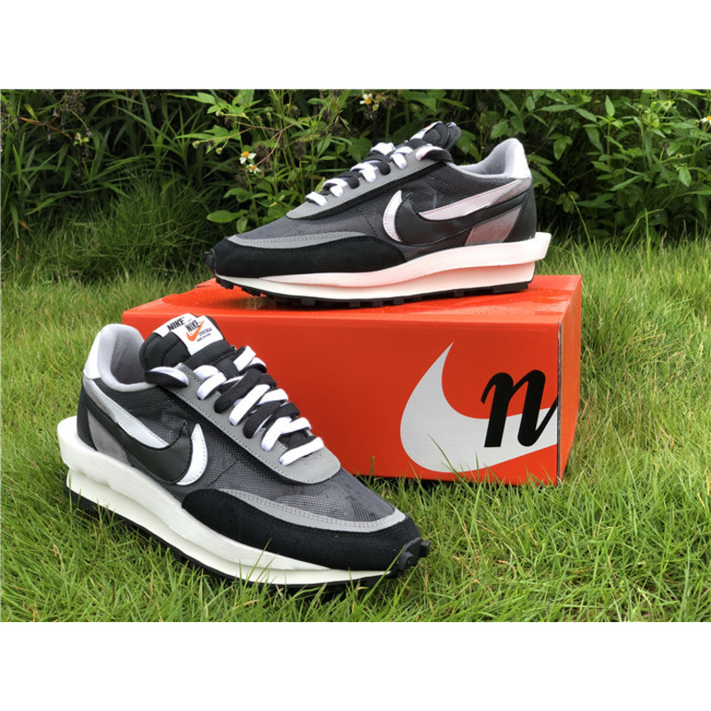 Sacai x Nike LDV Waffle BV0073 001 Sneakers Men Women