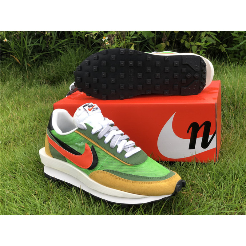 Sacai x Nike LDV Waffle BV0073 300 Sneakers Men Women