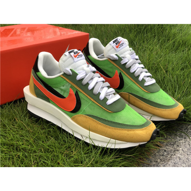 Sacai x Nike LDV Waffle BV0073 300 Sneakers Men Women