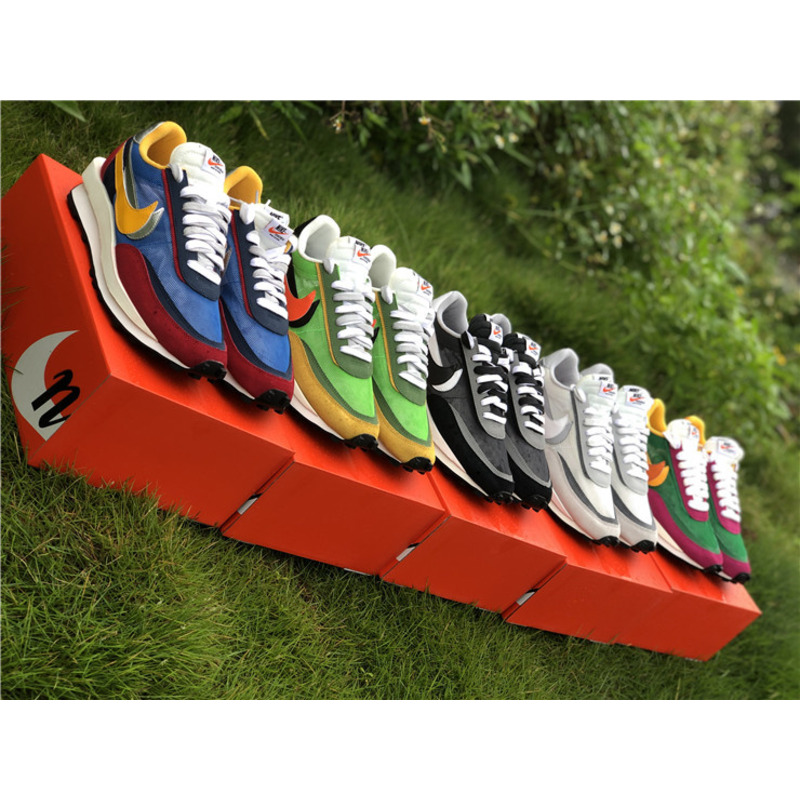 Sacai x Nike LDV Waffle BV0073 300 Sneakers Men Women