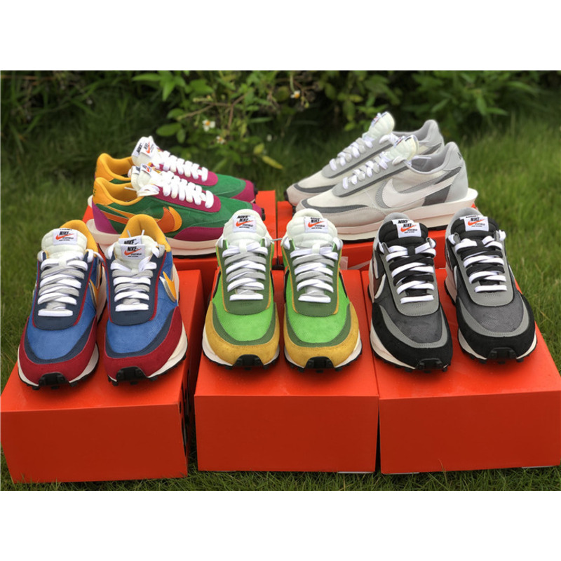 Sacai x Nike LDV Waffle BV0073 300 Sneakers Men Women