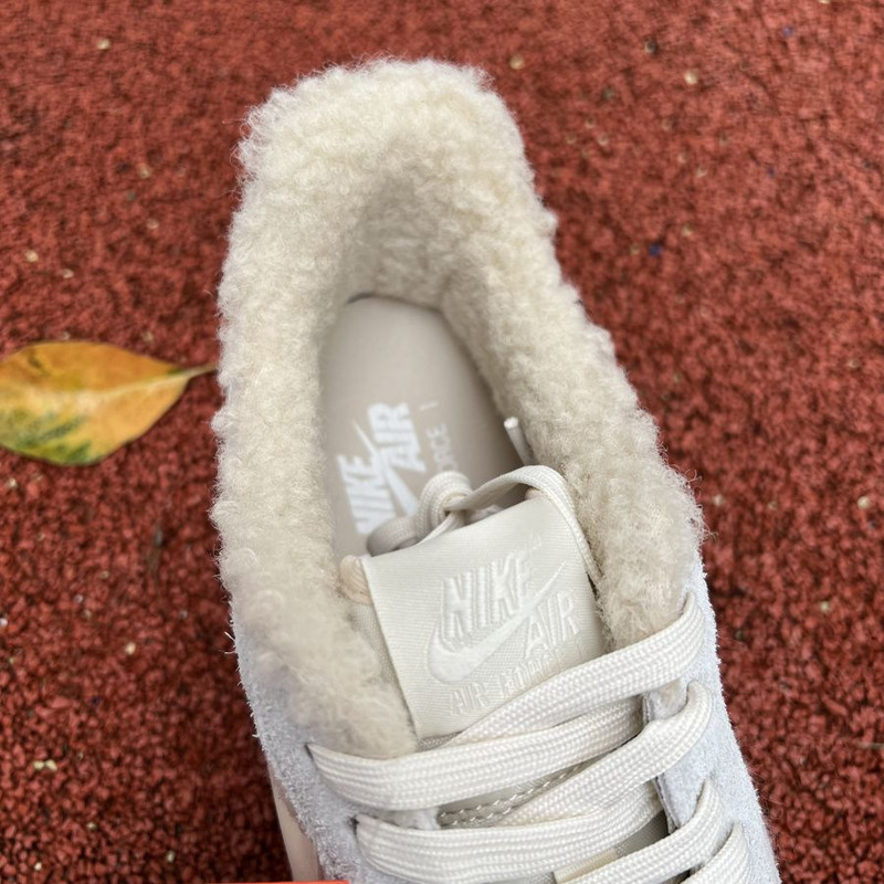 Nike Air Force 1 low light khaki plush 07 LV8 DO7195 025 Sneakers Men Women