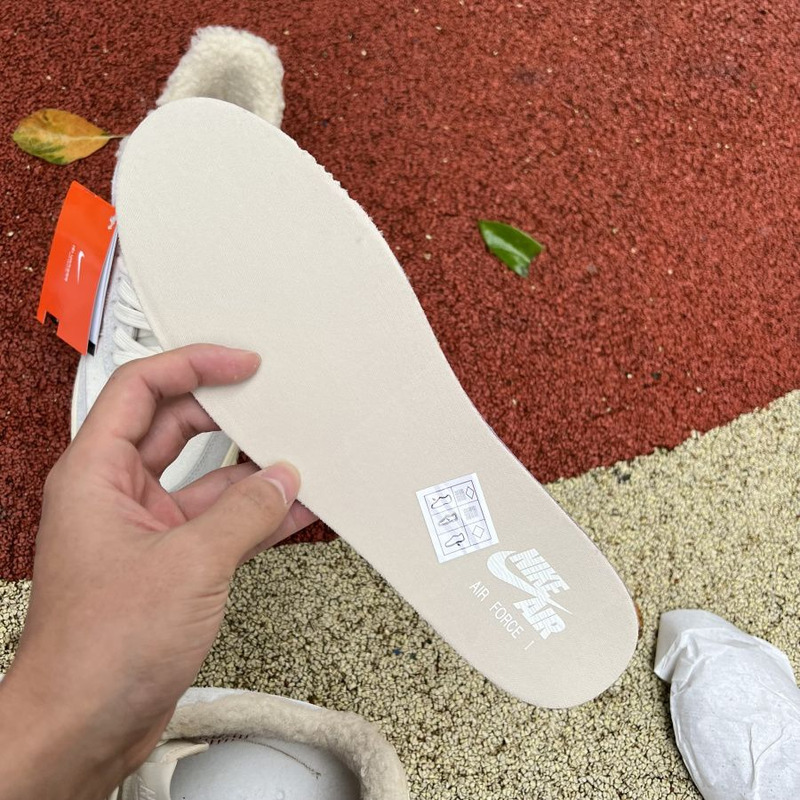 Nike Air Force 1 low light khaki plush 07 LV8 DO7195 025 Sneakers Men Women