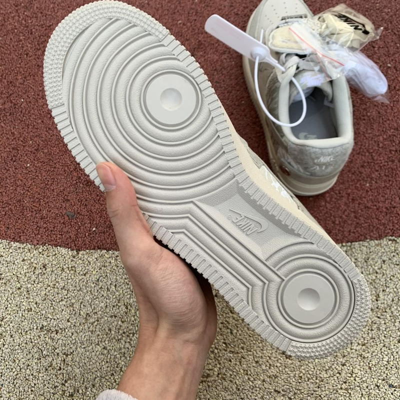 Travis Scott x Nike Air Force 1 Grey White CN2405 902 sneakers men women