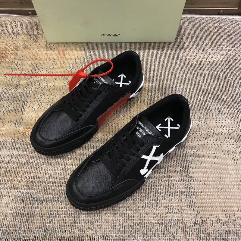 Off-White Low Top Stripe Sneakers in Black