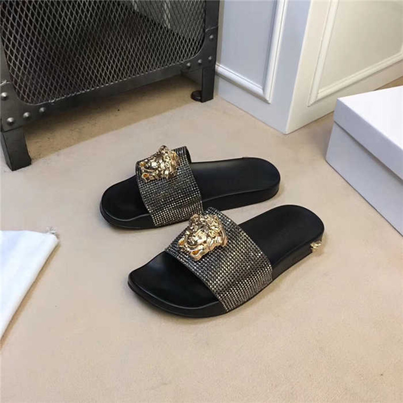 versace Di*m*nds medusa head slides sandals